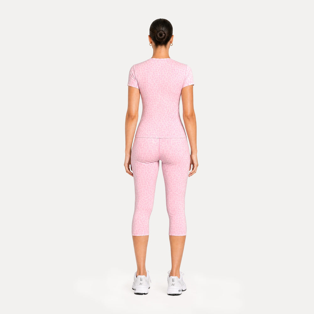 LEO Capri Leggings Velvara